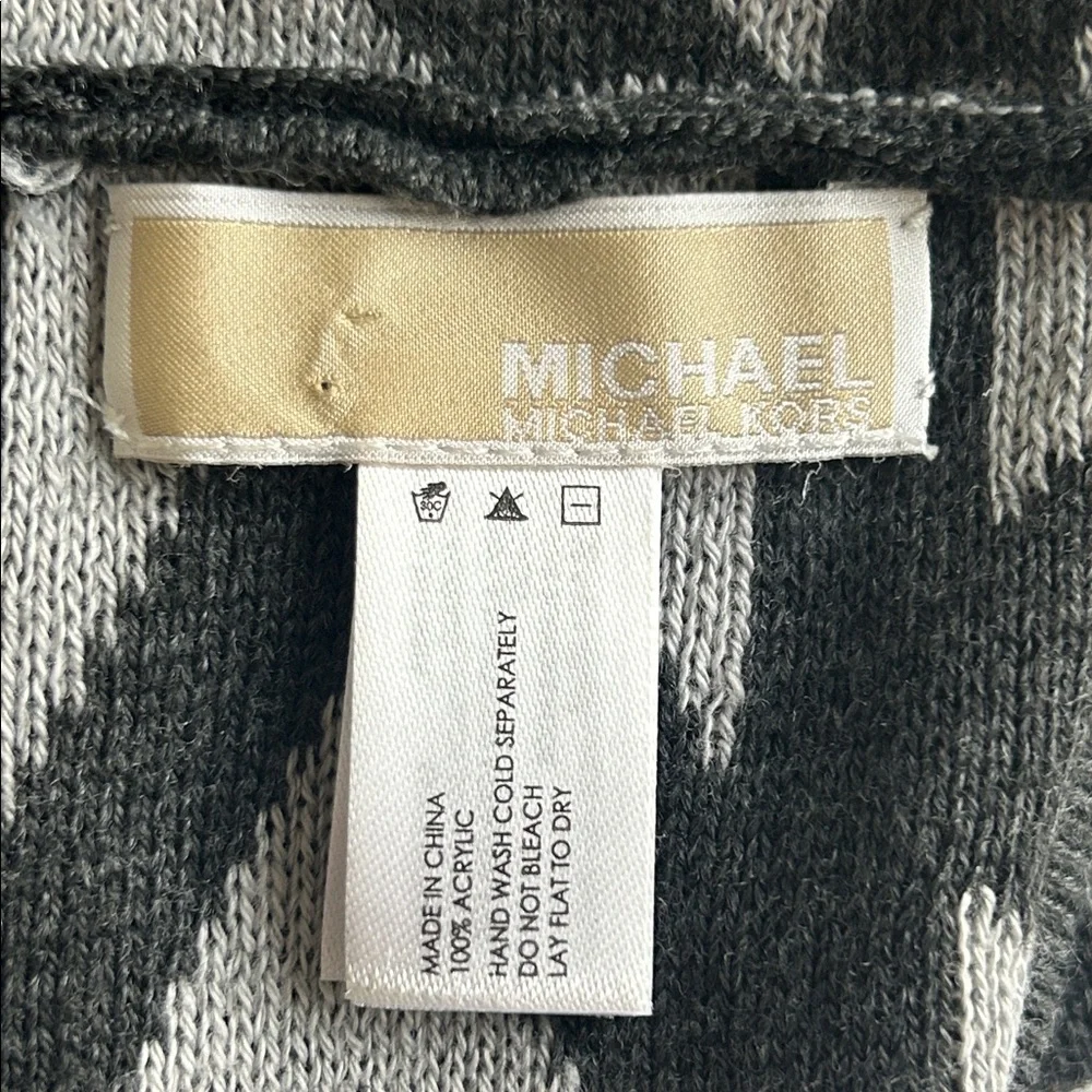 Michael Kors Infinity Logo Scarf